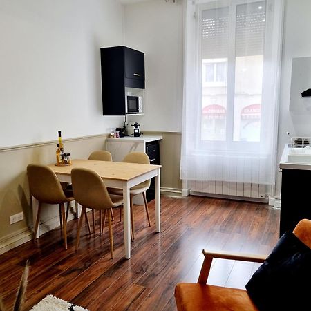 Meubles Du Chene Vert, Coeur De Jarnac Room photo